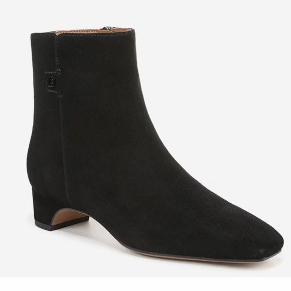 Franco Sarto Shoes - Franco Sarto Luella Bootie in Black Suede Size 6.5M